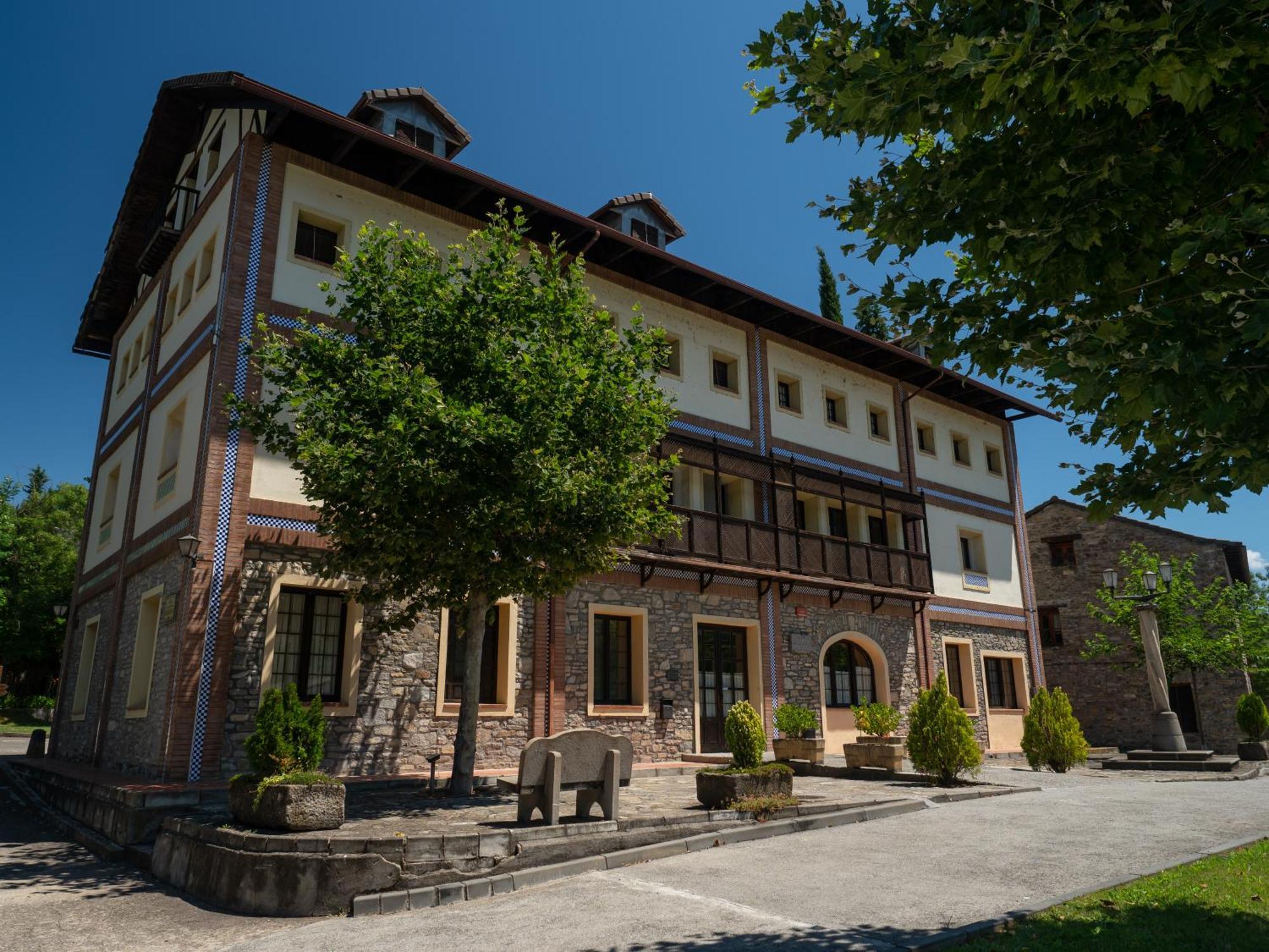 Casa Forestal Аинса-Собрарбе Экстерьер фото